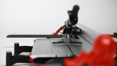 $!Rubi lanza la cortadora manual de cerámica TK, la primera monoguía asimétrica del mercado