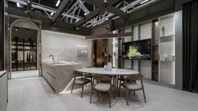 $!Cocina del estand de Porcelanosa Grupo en Cersaie 2026