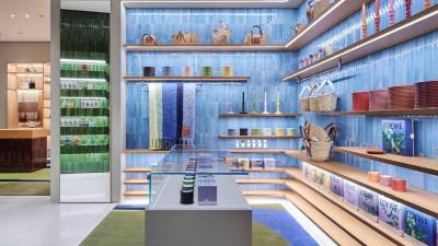 $!Interior de la tienda.