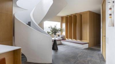 $!Interior (entrada).