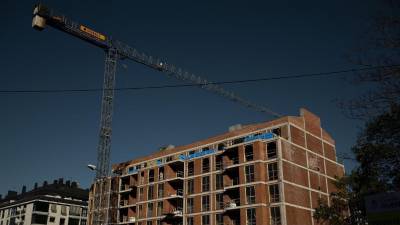 Imagen de archivo de un edificio de viviendas en construcción