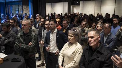 $!Parte de los asistentes del estreno de la instalación de Geotiles.