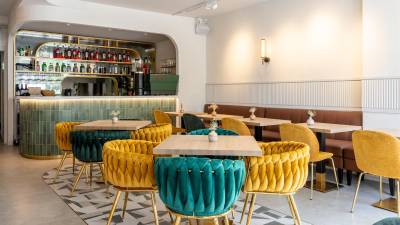 PrimeMax Bar &amp; Restaurant en Barcelona.