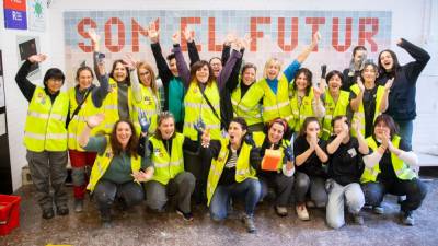 $!Rubi Academy acoge el primer curso de alicatado para mujeres de España