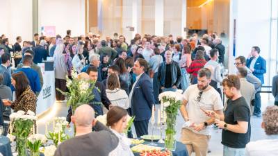 $!Noken bubble lounge.