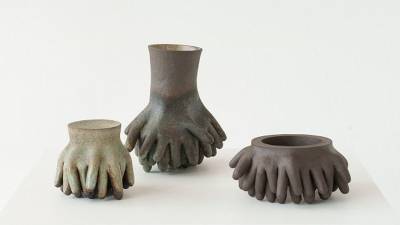La exposición, comisariada por la dr Alicja Głuszek, se desarrolla a través de tres capítulos temáticos articulados conceptualmente.