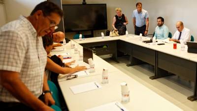Patronal y sindicatos iniciaron este martes las negociaciones para el convenio de la industria cerámica.