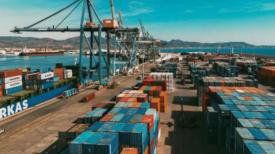 Actividad de contenedores en el puerto de Castellón.