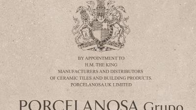 $!Sello de Royal Warrant Holders Association obtenido por Porcelanosa, grabado sobre una pieza ceramica.