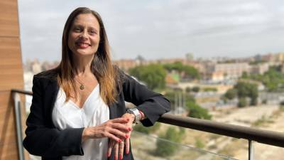 Silvia Esteve en la sede de Grupo Ibricks en València.