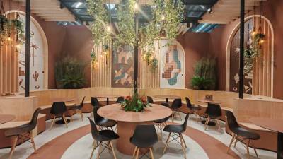 $!El interior del estand de APE Grupo en Cersaie 2026..