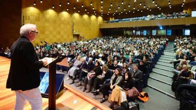 David Chipperfield, durante su ponencia en Cevisama 2023.