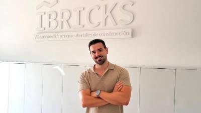 El Jefe de Producto de Grupo Ibricks, Sergio Moya, en la sede de la central en Valencia.