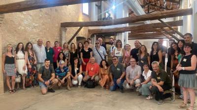 El equipo de ITC-AICE, en una emotiva experiencia cerámica en l’Alcora