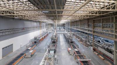Con esta nueva maquinaria, Porcelanosa duplicará su capacidad productiva duplicada, pudiendo llegar hasta los 2.400.000 m²/año.