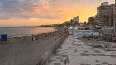 $!Estado actual de la parcela del antiguo Eurosol, donde las obras del nuevo complejo arrancarán a principios de septiembre. / Eva Bellido