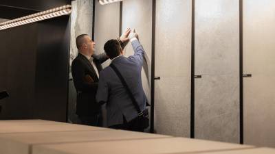 $!Visitantes en la pasada edición del evento de Argenta Cerámica.