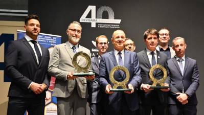 Los tres premios Alfa de Oro 2024 son para...