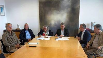 La rúbrica de la alianza entre la Cámara de Comercio de Castellón y la Universidad de Aveiro.