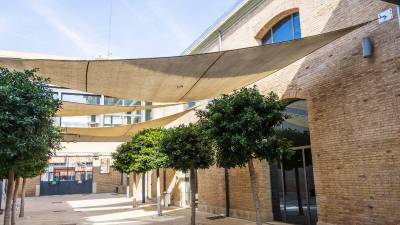 $!El edificio Las Naves de Valencia.