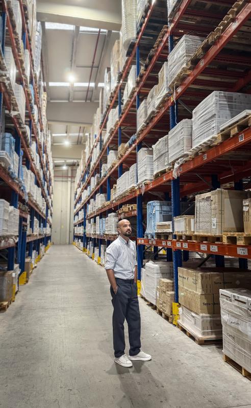 $!Joaquim Domènech, en el almacén logístico de Gamma en Sallent, en la provincia de Barcelona.