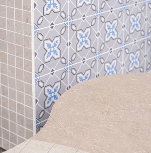 Galería de fotos | Once objetos de cerámica española reinventan en Milán el mundo del souvenir