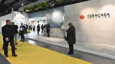 Aspecto del estand de Ceracasa en la última edición de Cevisama, celebrada en Valencia a finales de febrero.