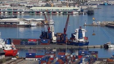 Imagen de archivo del puerto de Argel.