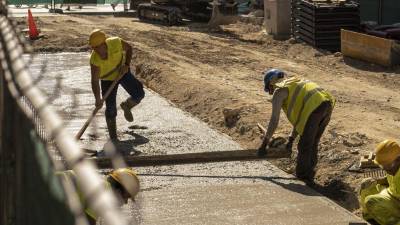 Obreros del sector de la construcción en Ourense