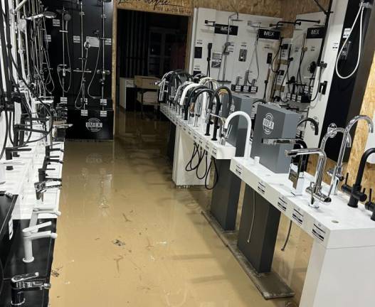 $!VÍDEO | Azulejos Moncayo estima en más de 500.000 euros las pérdidas tras las inundaciones de Cuarte de Huerva