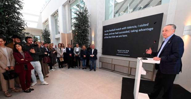 $!Fernando Roig, durante su alocución en la sede de Natucer.