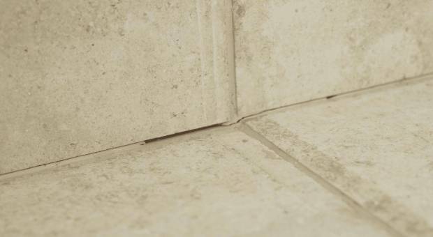 $!Cómo evitar goteras y humedades por filtraciones en terrazas y balcones de pavimento porcelánico