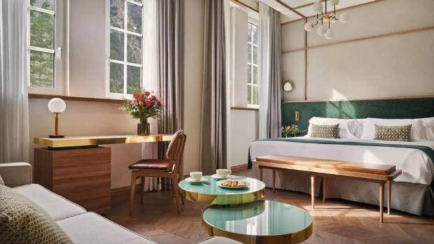 $!Porcelanosa aporta sus acabados en la histórica estación de Canfranc