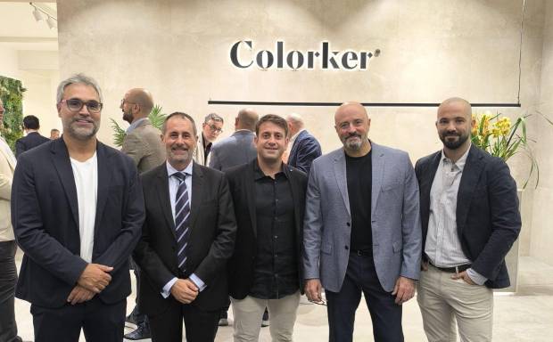 $!Colorker.