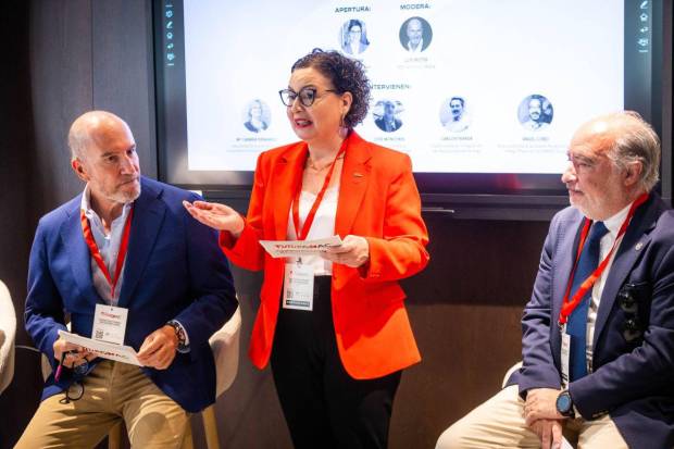 $!Emi Boix, CEO de Emac Grupo, durante su alocución.