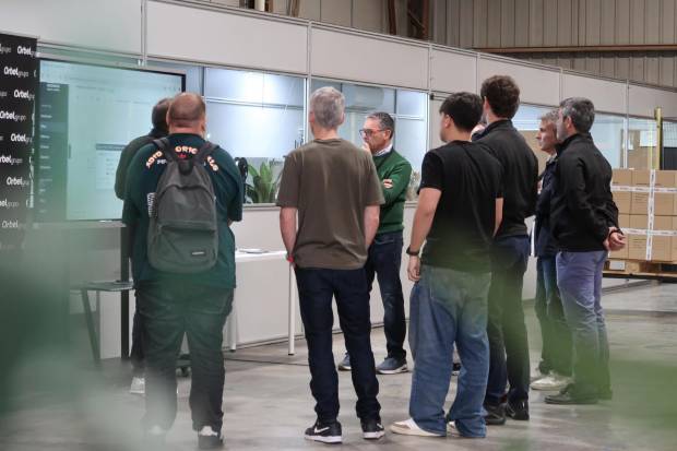$!Profesionales de distintos sectores durante las jornadas de robótica móvil organizadas por Orbel Ingeniería.