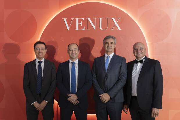 $!Venux estrena su showroom en Nules