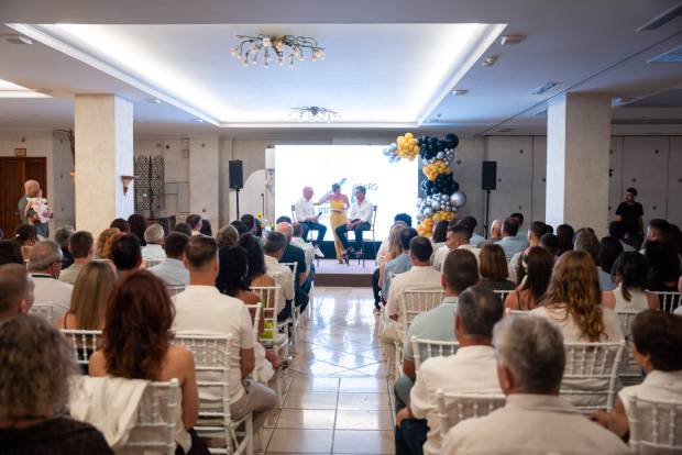 $!Un momento de la velada de Innova Group.