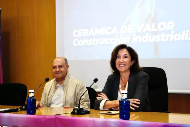 $!Juan José Montoro, presidente de ATC y Yolanda Reig, directora general del ITC.