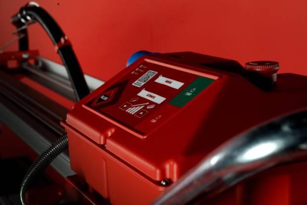 $!DC 250 Smart Advance