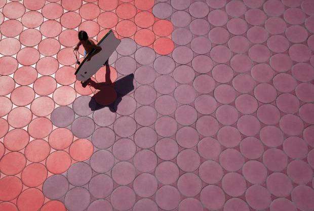 $!Vista aérea del paseo marítimo de la Playa de Poniente de Benidorm.