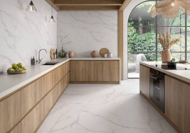 $!Emotion Ceramics, Vogue (Pavimento: 60x120 y 120x120 cm rectificado; y 60,5×60,5, y 30x60 cm; Revestimiento: 30x90 cm rect y 20x60 cm).