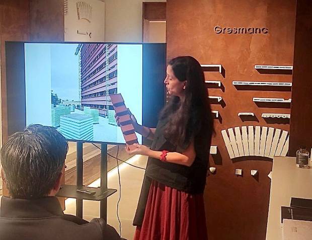 $!Camila Aybar, cofundadora del estudio Aybar Mateos Arquitectos, durante la ponencia en Madrid.