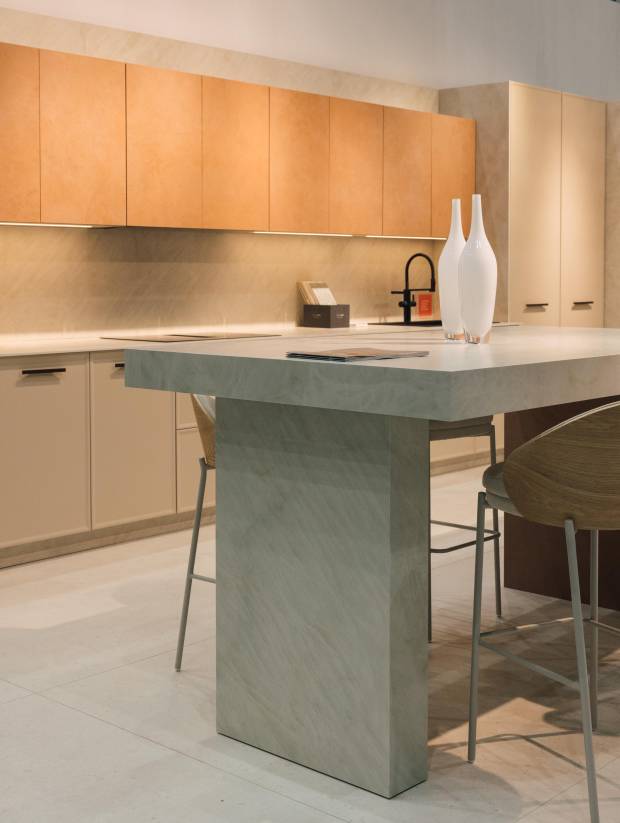 $!Neolith.