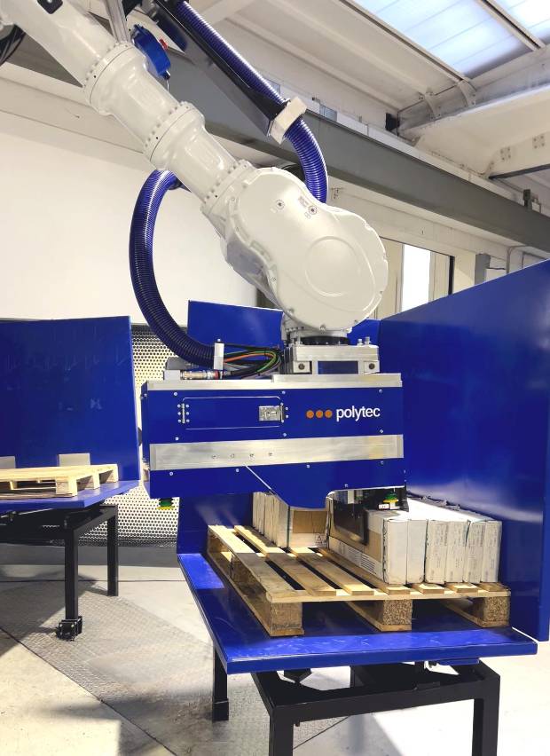 $!Robot de picking para cajas de azulejos de Polytec.