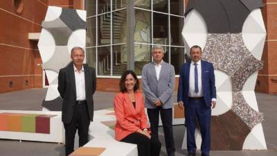 Relevo al frente de AICE