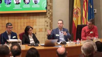 Javier López, CEO de Reymansa, durante la jornada llevada a cabo en las instalaciones de Ascer en Castelló. FOTO: ERIK PRADAS