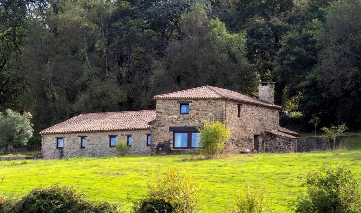 Un antiguo pazo gallego reconvertido en vivienda vacacional