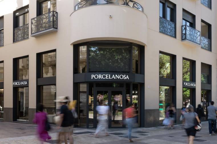 Galería de fotos | Porcelanosa se instala en el centro de Málaga
