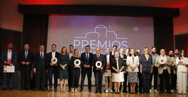 Cámara Castellón ensalza la excelencia cerámica y periodística en los Premios Cámara 2024